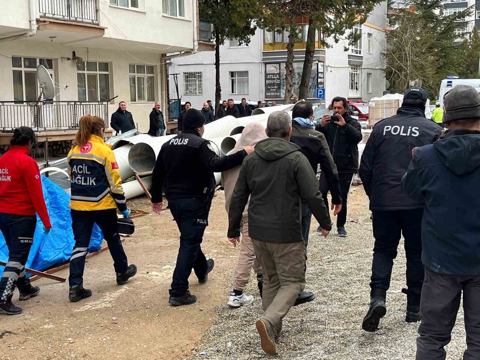 hukumet konagi insaatinda maas krizi 1 AwYcaClf
