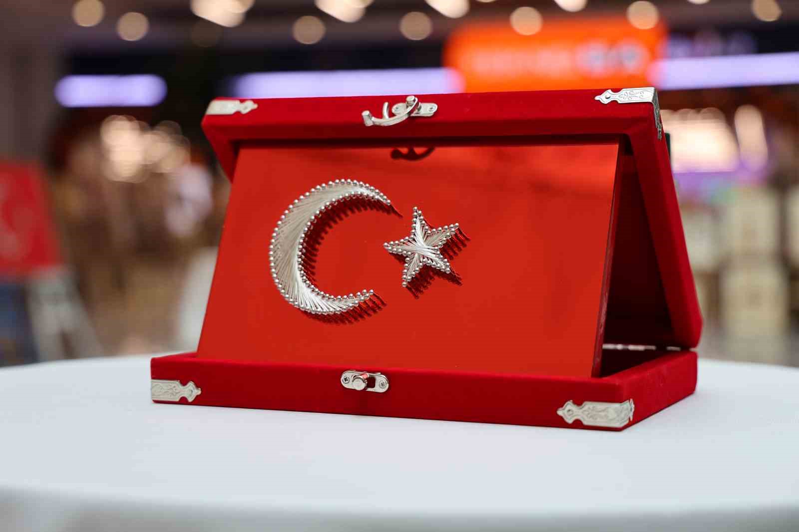 hukumlu cocuklardan ilham veren sanat sergisi 2 7HegCfaJ