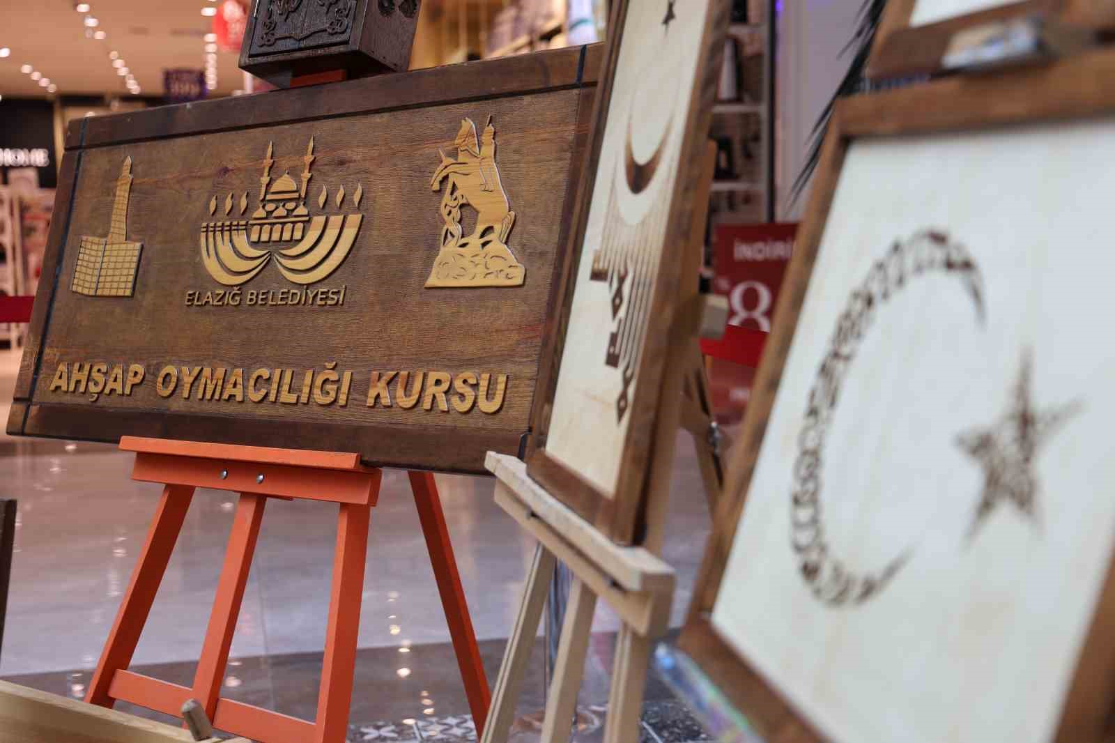hukumlu cocuklardan ilham veren sanat sergisi 8 zBWY2nSZ