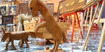 hukumlu-cocuklardan-ilham-veren-sanat-sergisi-NCZRHFJm.jpg