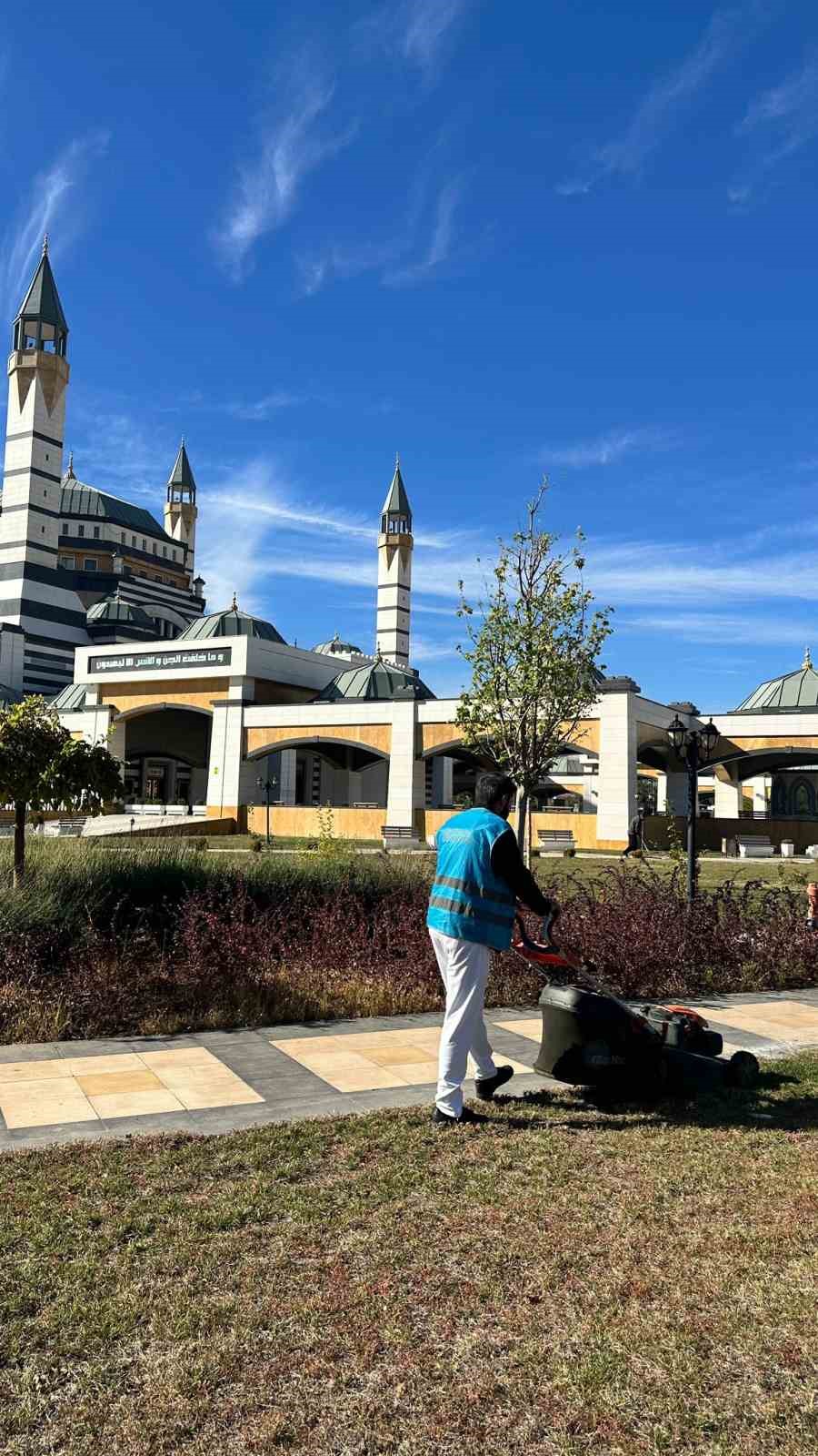 hukumluler kulliyenin bakimini gerceklestirdi 0 t8nciULW