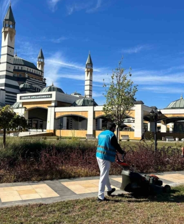 hukumluler-kulliyenin-bakimini-gerceklestirdi-3IBtEWXI.jpg