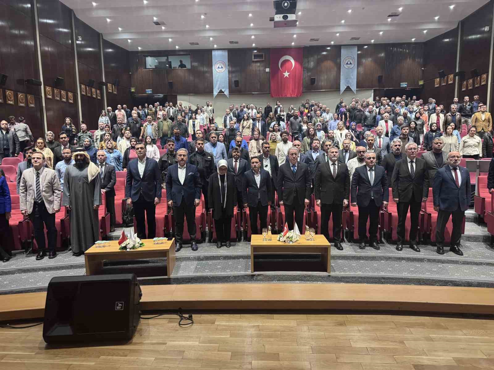 hulusi akar guc beka ve refahin istikrari icin egitimi olmazsa olmaz goruyoruz 0 YcYWOQjd