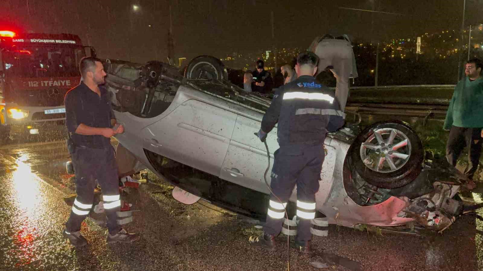 Hurdaya dönen araçtan yara almadan çıktılar 7 hurdaya donen aractan yara almadan ciktilar 3 ggZ2J1z5