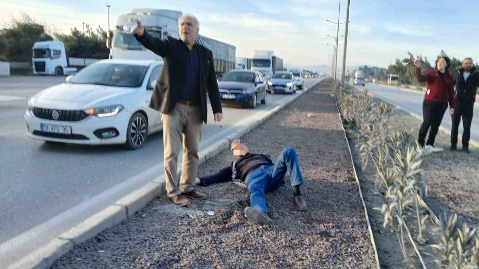 hurdaya donen aractan yarali kurtuldu 0 6V9t5kMl