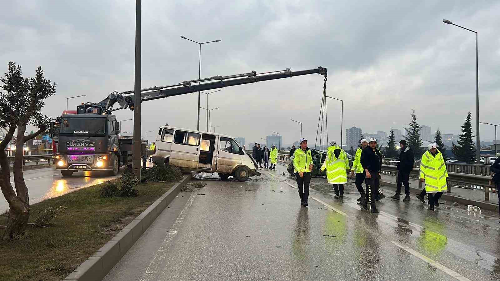 hurdaya donen otomobil ogretmene mezar oldu 3 wqpsfMim