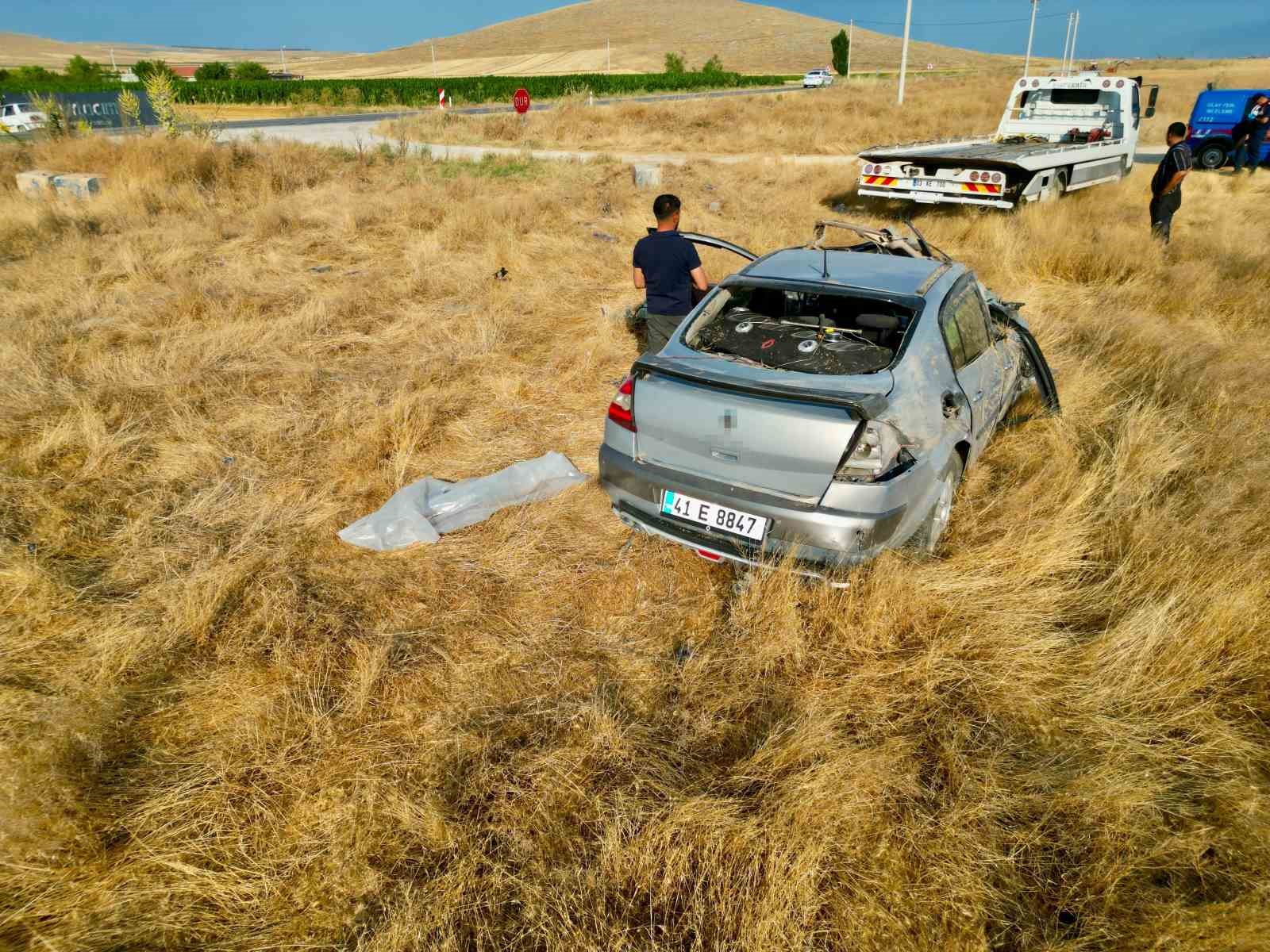 Hurdaya dönen otomobil sürücüsü hayatını kaybetti 5 hurdaya donen otomobil surucusu hayatini kaybetti 1 JmjD8FcG