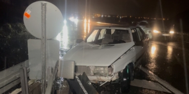 hurdaya-donen-otomobilden-yara-almadan-cikti-emniyet-kemeri-takmasam-camdan-cikardim-dedi-FBHbaRH9.jpg