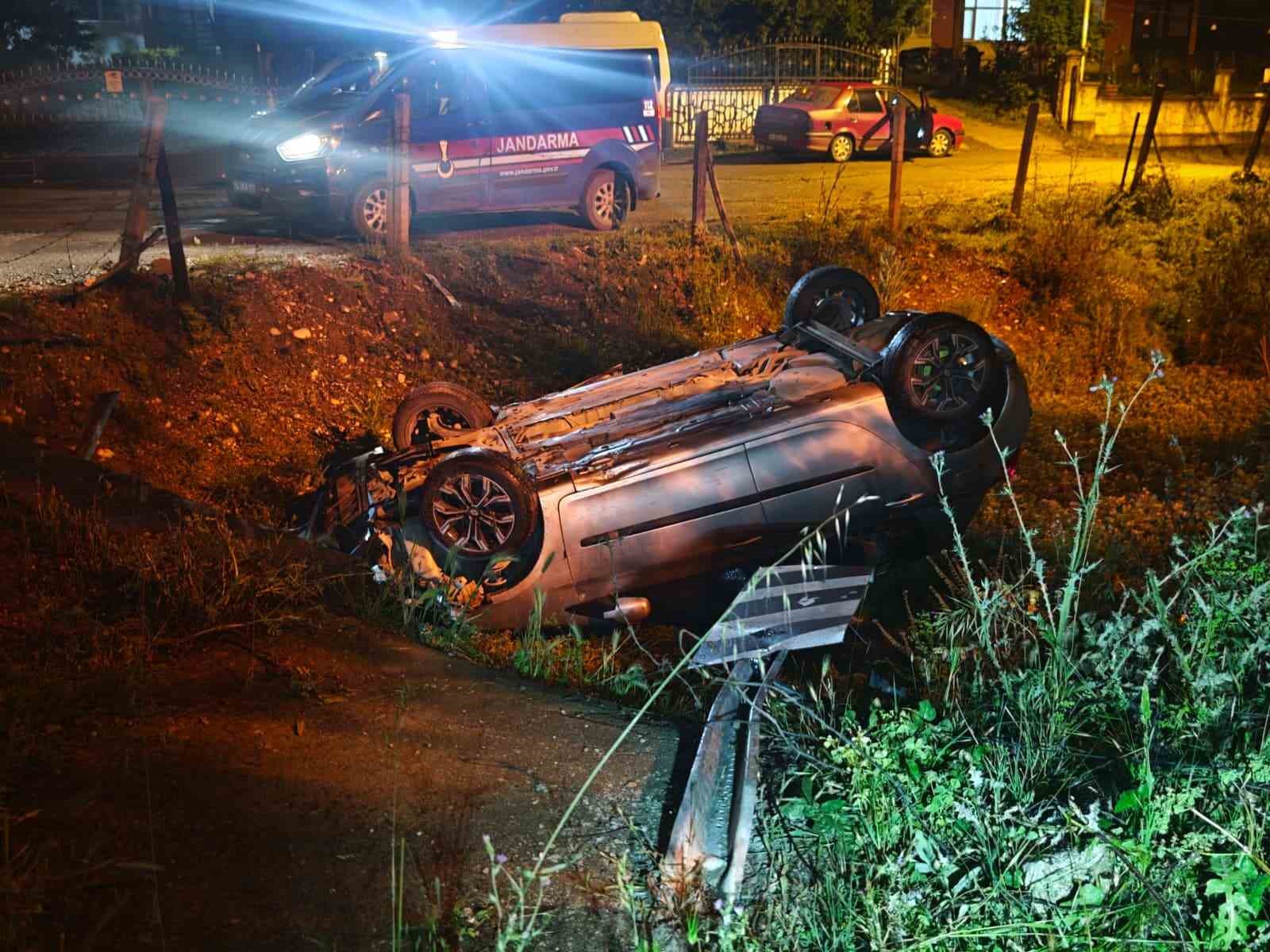 hurdaya donen otomobili birakip kactilar 0 9eRZqsHj