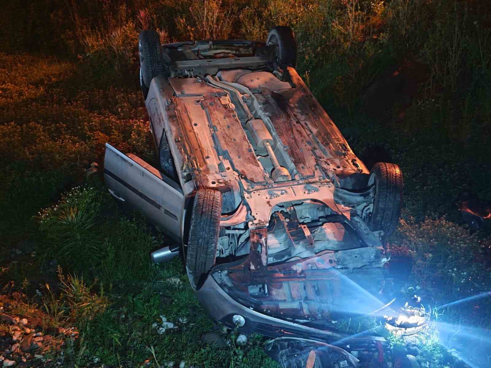 hurdaya donen otomobili birakip kactilar 3 U6hRelf3