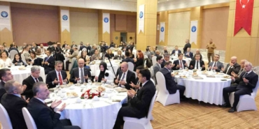 huseyin-nihal-atsiza-vefa-temasiyla-duzenlenen-siir-yarismasinin-odul-toreni-yapildi-qxaDLDMK.jpg