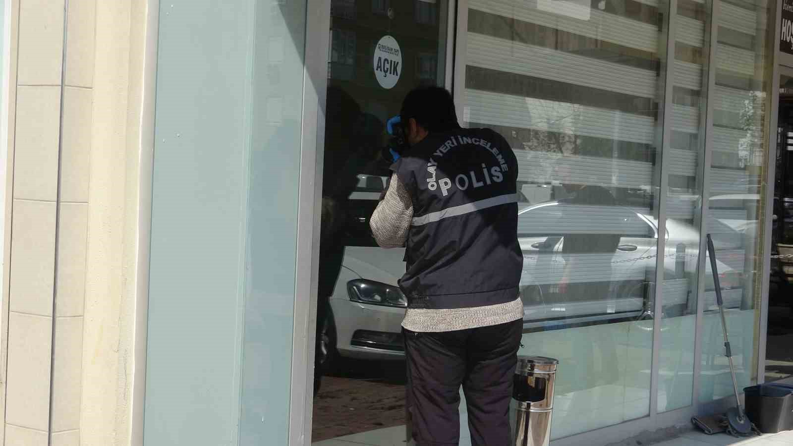 husumetli akrabalar arasinda bicakli kavga 2 yarali 5 JQnCekBP