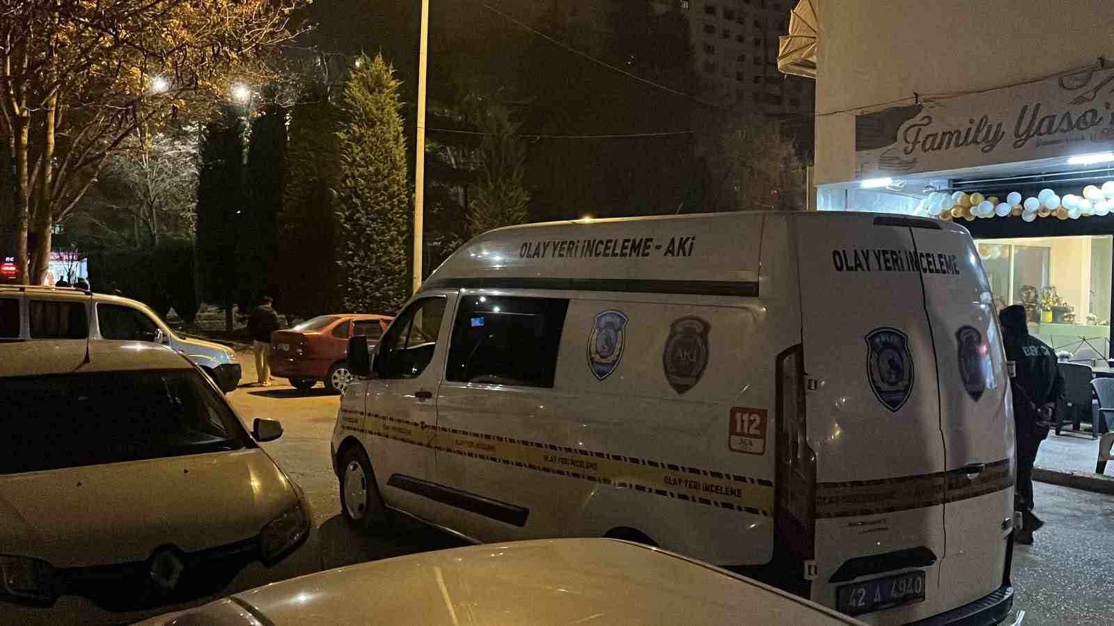 husumetli iki grup arasinda cikan kavga kanli bitti 2 yarali 2 yl6EnlkW