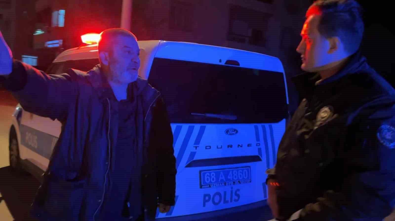 husumetli komsular arasinda mahkeme karari sonrasi kavga 2 yarali 2 awwcOzPK