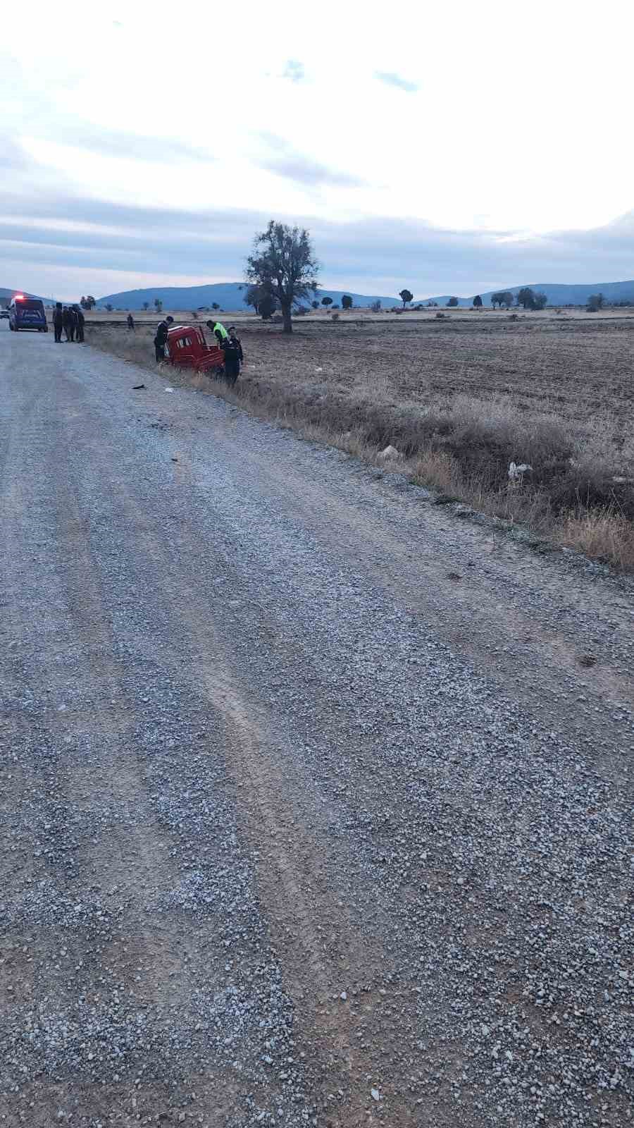 Husumetlileri tarafından, 7 yaşındaki oğlunun gözü önünde vurularak öldürüldü 8 husumetlileri tarafindan 7 yasindaki oglunun gozu onunde vurularak olduruldu 4