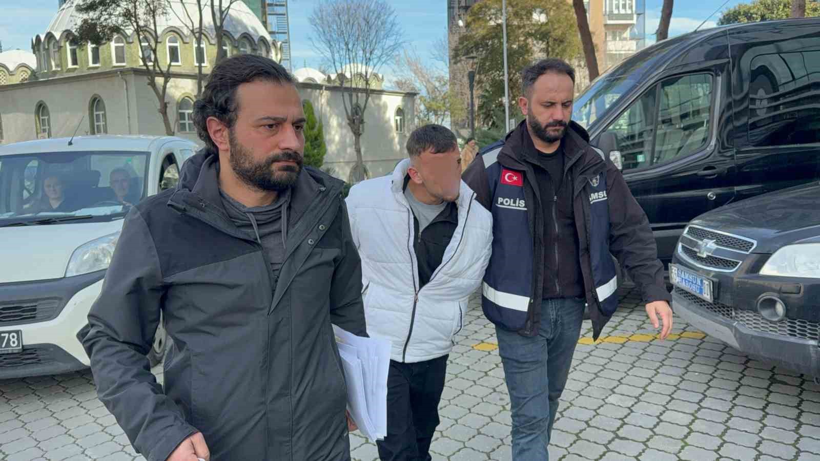 husumetlisine ates acti baskasini yaraladi 1 eAwKpnLT