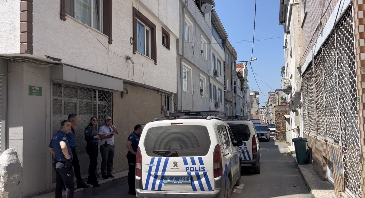 husumetlisine sokak ortasinda kursun yagdirmisti 1 saat gecmeden yakalandi 2 PdJDKFHJ