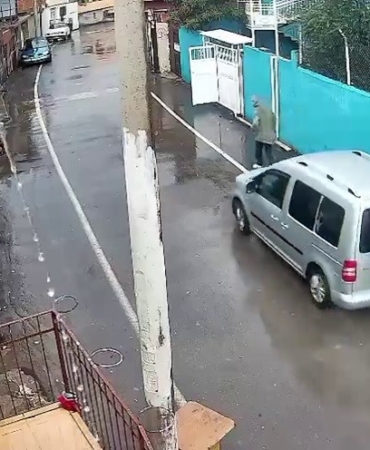 husumetlisini-ezerek-oldurmeye-calisti-eHRmuHXE.jpg