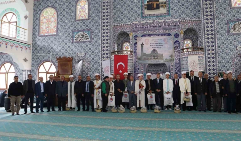 hutbe-okuma-yarismasinin-bolge-finali-hatayda-gerceklestirildi-1QuQQINf.jpg