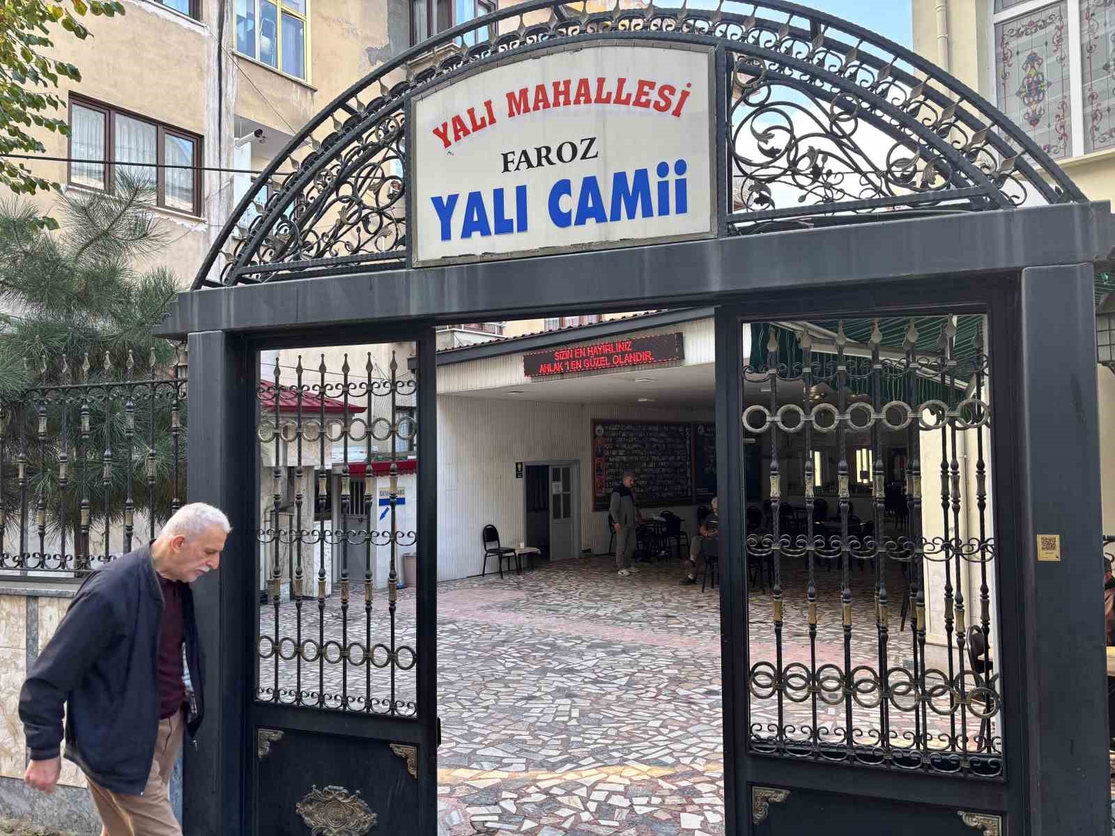 huzun ve hatira yan yana 3 BKkQLGA1