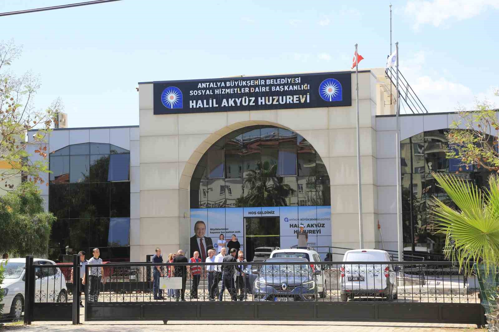 Huzurevinde 3 kişiyi bıçaklayarak öldüren sanığa üç kez ağırlaştırılmış müebbet talebi 6 huzurevinde 3 kisiyi bicaklayarak olduren saniga uc kez agirlastirilmis muebbet talebi 2 4ZzftwrB