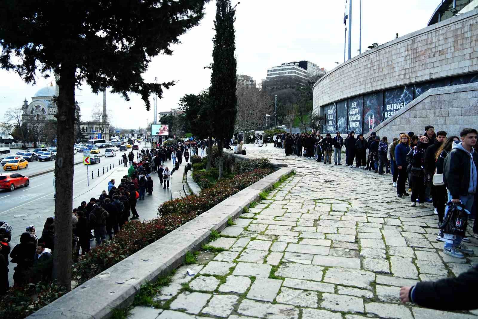 hyeon gyu oh imza gununde taraftarlarla bulustu 18 5jnalYhS