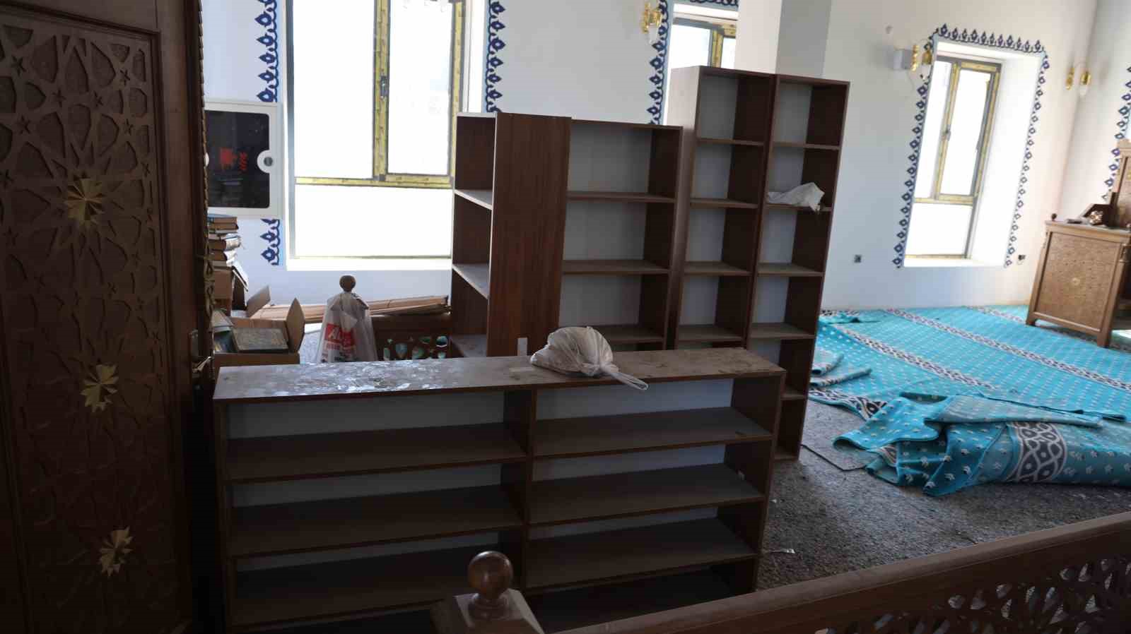 ibadete acilmadan harabeye dondu 6 SzeaXrua