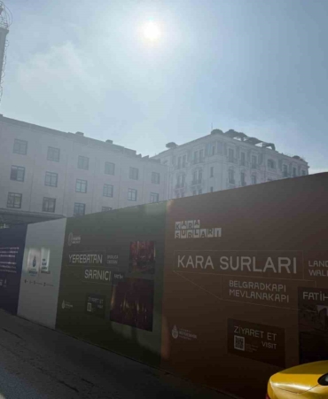 ibbnin-otopark-eziyeti-mercan-ve-karakoyde-esnaf-dukkan-kapatiyor-f5QeCr1X.jpg