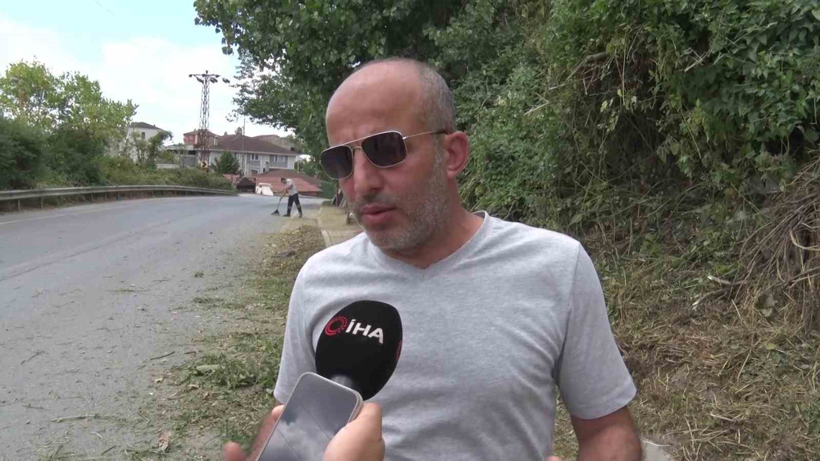 İBB’nin sorumluluğundaki yollarda otlar metrelerce uzadı, temizliği Beykoz Belediyesi yaptı 6 ibbnin sorumlulugundaki yollarda otlar metrelerce uzadi temizligi beykoz belediyesi yapti 2 LE58KY9t