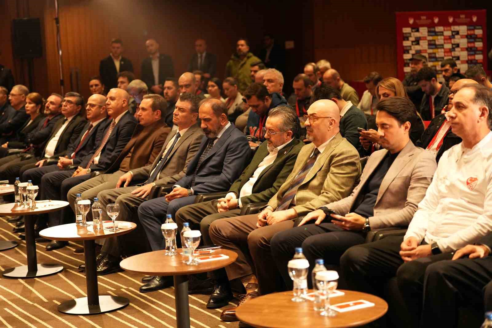 ibrahim haciosmanoglu yillardir turk futbolunun sorunlari kapinin arkasina supurulup atildi 3 CmhAaezH