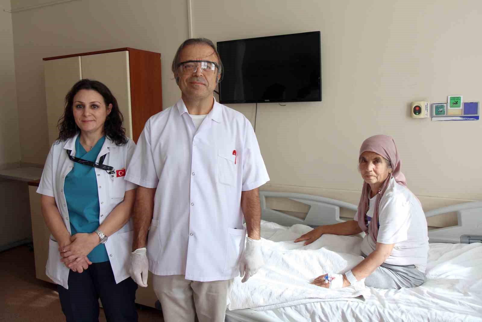 İç organları ters olan hastanın safra kesesi ameliyatı başarıyla yapıldı 5 ic organlari ters olan hastanin safra kesesi ameliyati basariyla yapildi 1 kKvGPpGr