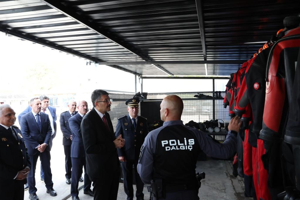 icisleri bakan yardimcisi celik deniz polisi egitim merkezinde incelemelerde bulundu 4 ellMaebC