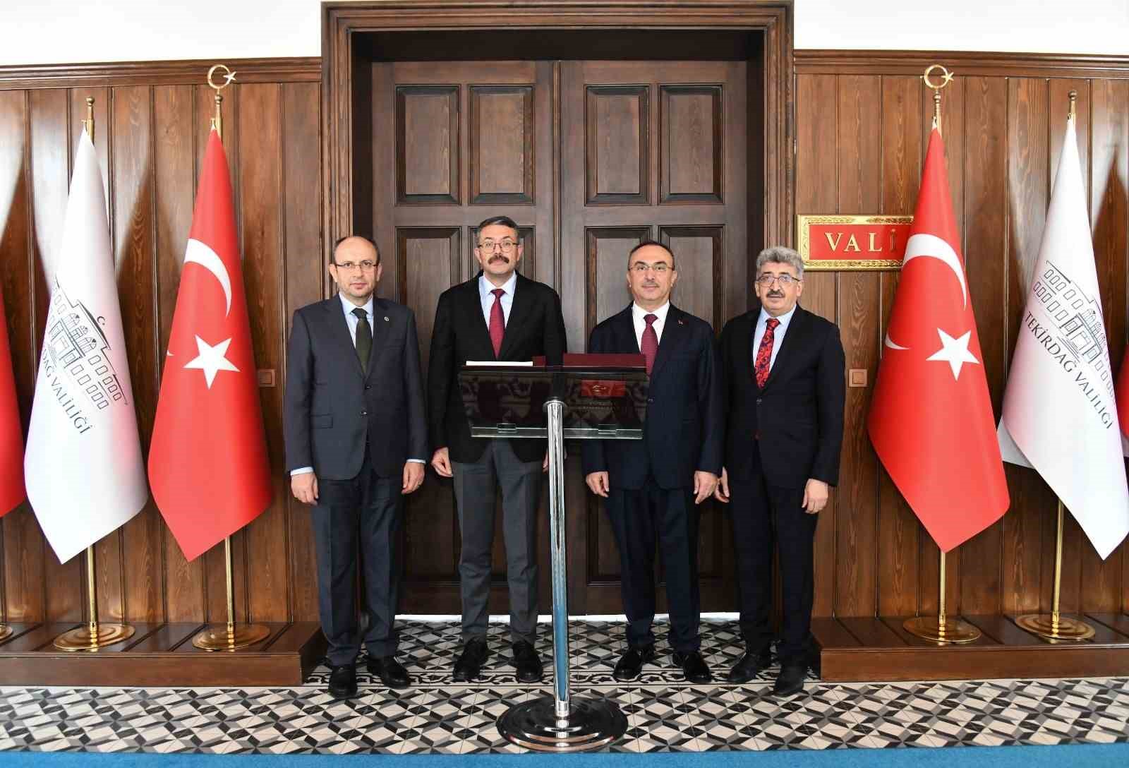 icisleri bakan yardimcisi celik tekirdagda temaslarda bulundu 0 XBYtg9EO