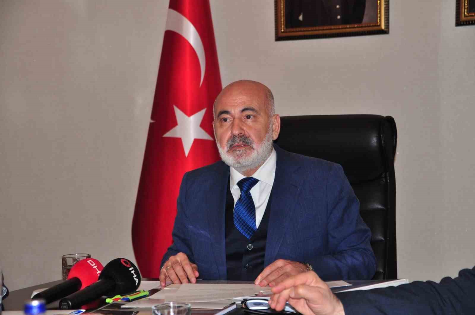 icisleri bakan yardimcisi saglam suc isleyen ne turkiyede ne de avrupada elini kolunu sallayarak tVJn177k