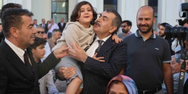 icisleri-bakani-ciftci-bu-vatan-alevisiyle-sunnisiyle-turkuyle-kurduyle-cerkeziyle-buyuk-bir-milletin-ortak-jOW4jumO.jpg