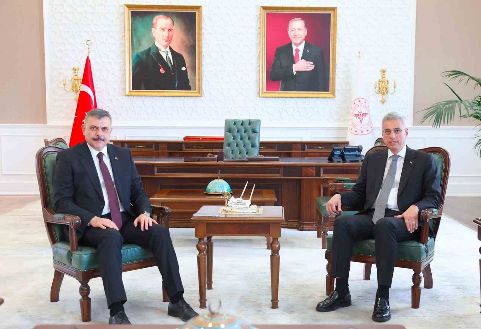 icisleri bakani ciftci saglik bakani memisoglu ile bir araya geldi 0 QmiF5NMh