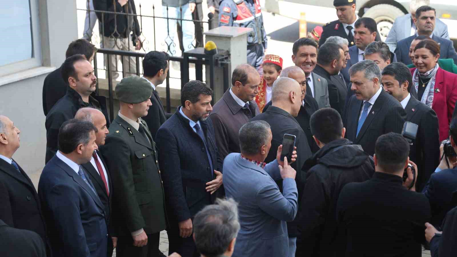 icisleri bakani ciftci vatandasin huzurunu bozan yapilarla mucadele surecek 1