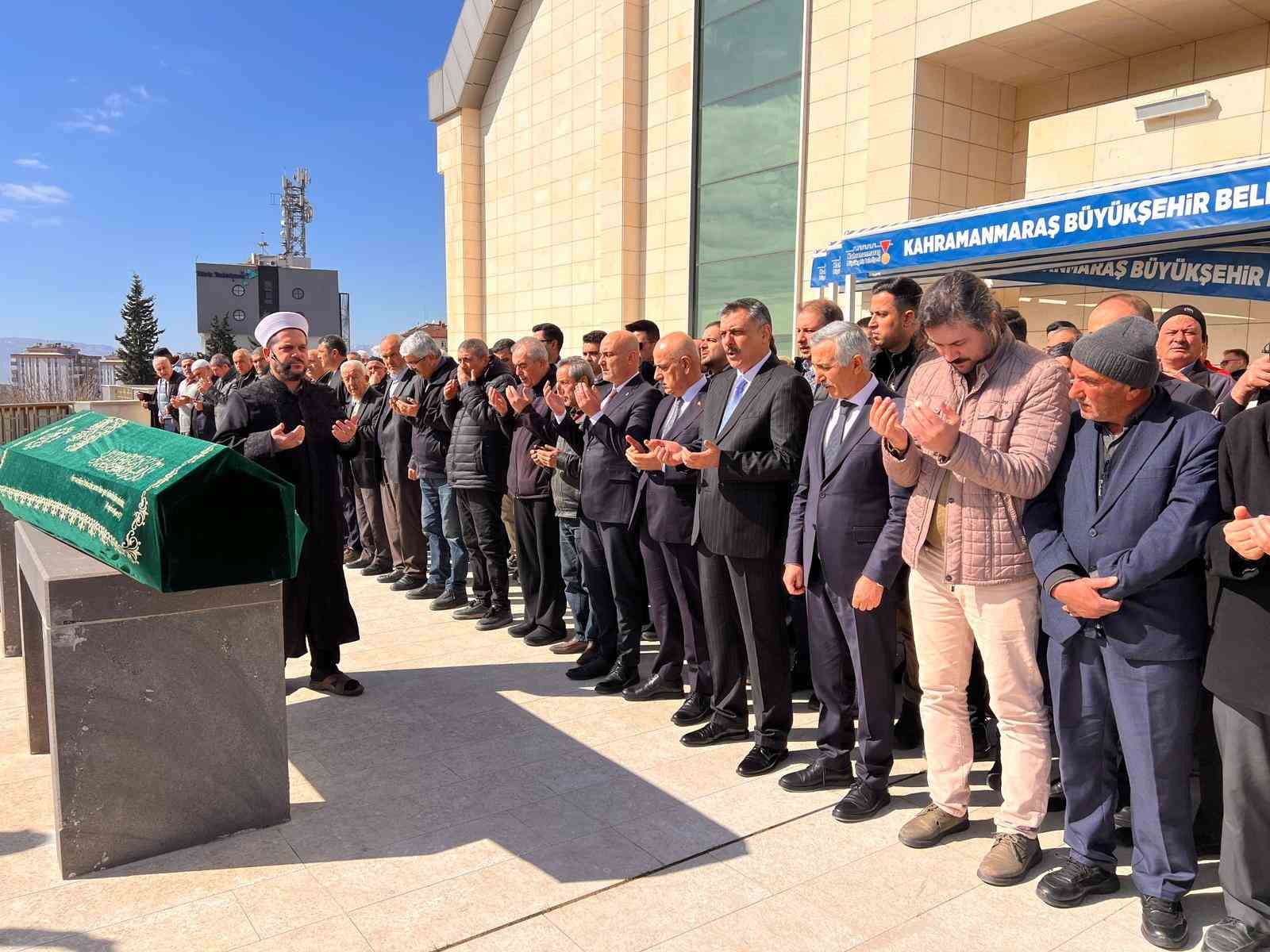 icisleri bakani ciftciye kahramanmaraslilarin ilgisi yogun oldu 2 JA8K6bs1