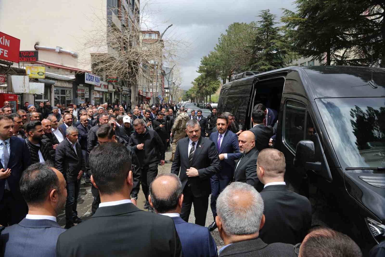 icisleri bakani mustafa ciftci bitliste ziyaretlerde bulundu 4 aKRE4GhY