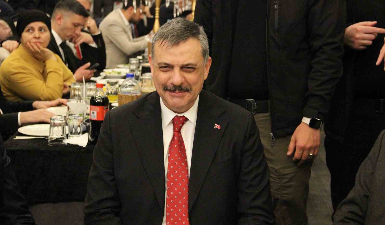 icisleri bakani mustafa ciftci corumda nikah sahidi oldu 4 YHTs8GDE