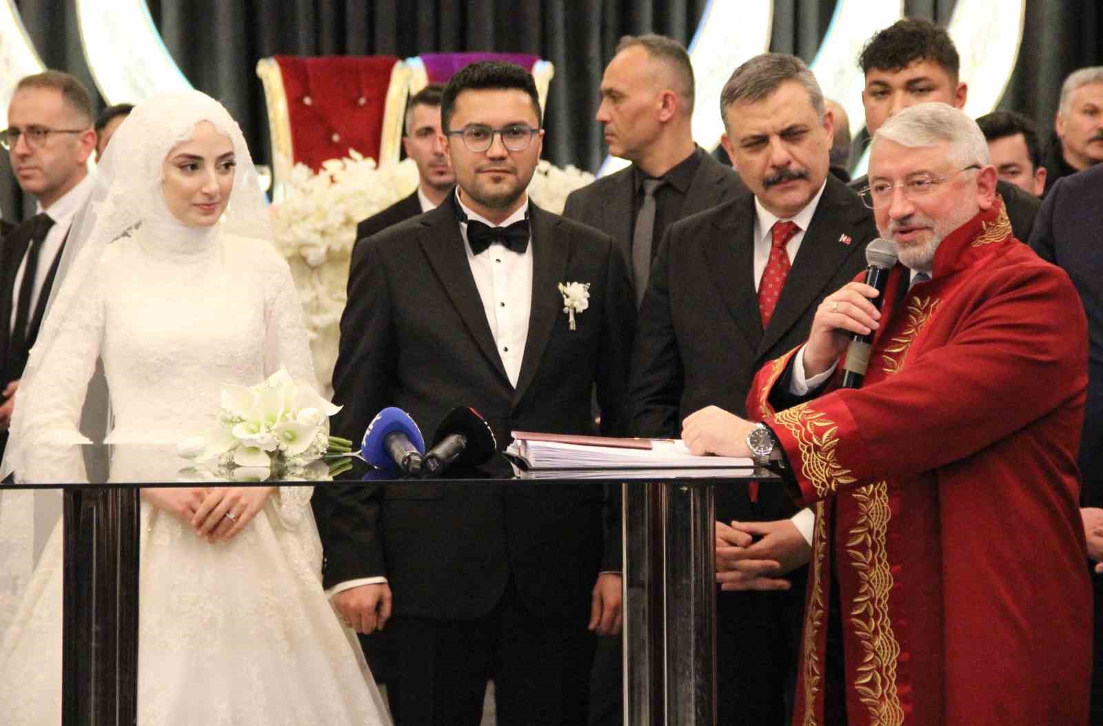 icisleri bakani mustafa ciftci corumda nikah sahidi oldu 5 W2lYpNlB
