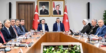 icisleri-bakani-mustafa-ciftci-ile-adalet-bakani-akin-gurlek-dolandiricilikla-mucadele-merkezi-hakkinda-gorustu-8msNdpMt.jpg