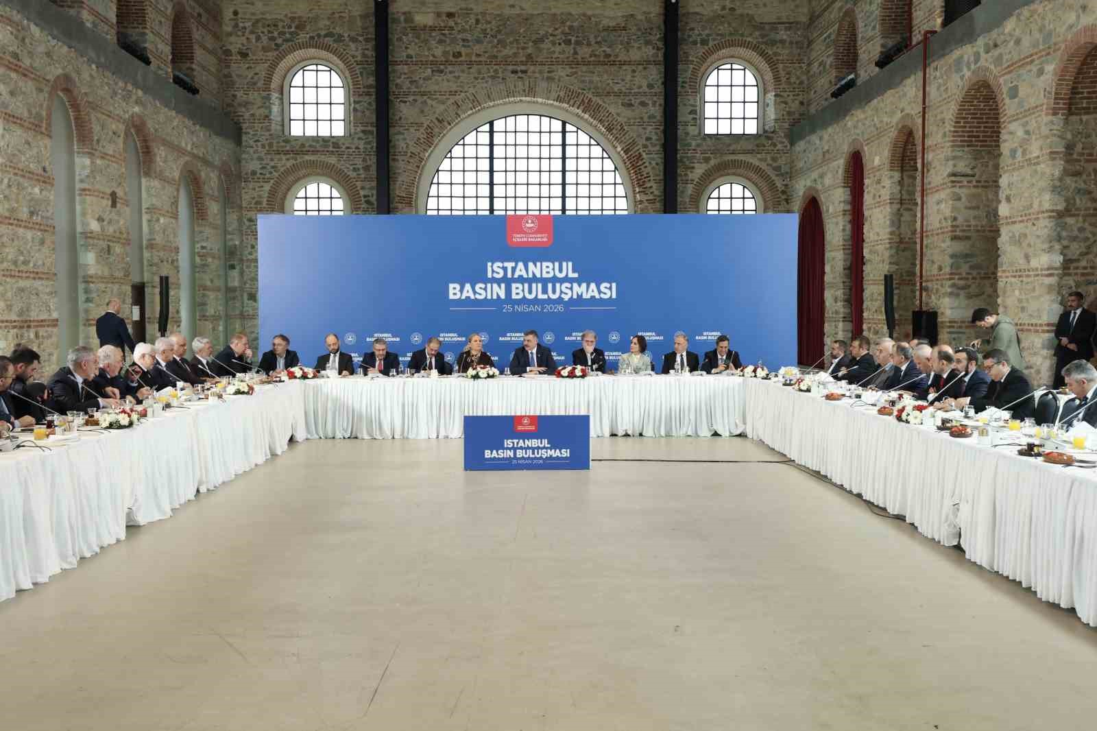 İçişleri Bakanı Mustafa Çiftçi: "Son 23 yıldaki cinayetlerin yüzde 97.2’si aydınlatıldı" 7 icisleri bakani mustafa ciftci son 23 yildaki cinayetlerin yuzde 972si aydinlatildi 3 f2wa5N2F