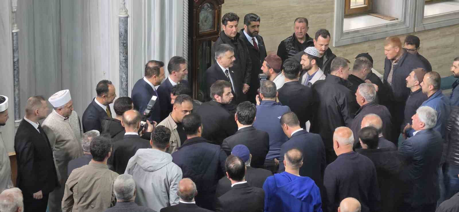 icisleri bakani mustafa ciftci tatvanda 2 CEIs5ywp