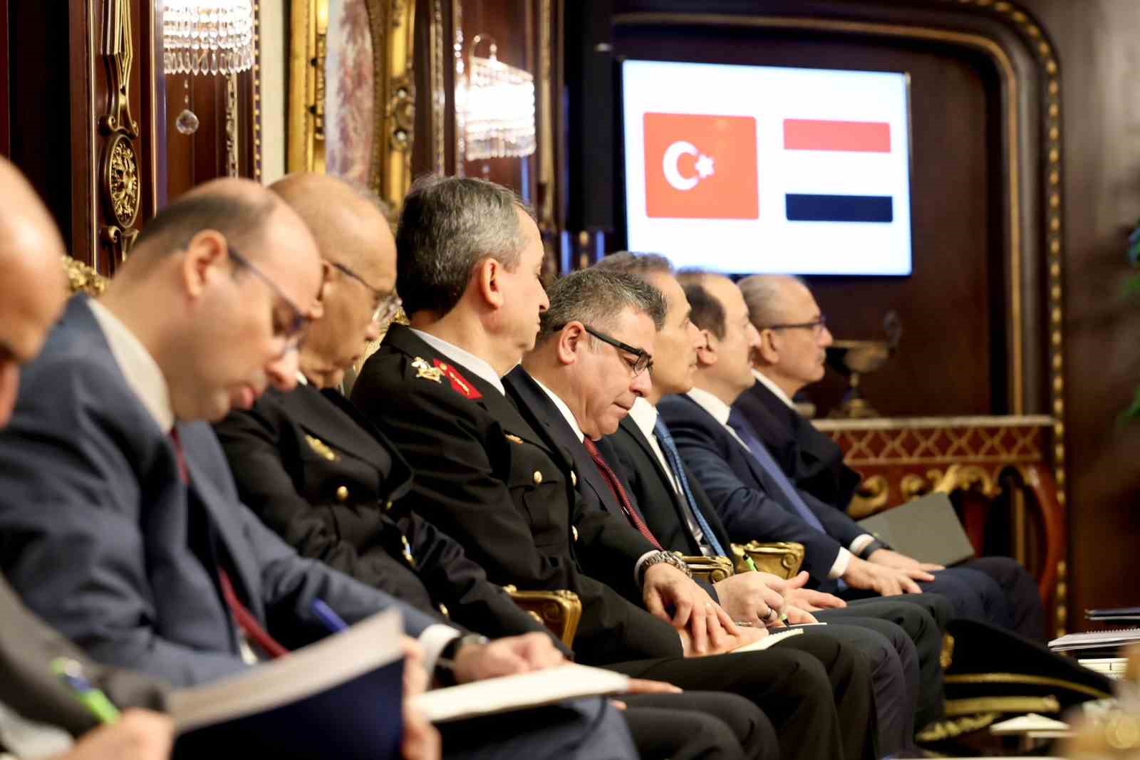icisleri bakani yerlikaya misirda 1 BNmQWf8W