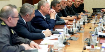 icisleri-bakanligi-maden-iscilerinin-eylemlerini-degerlendirmek-amaciyla-isci-ve-isveren-taraflari-arasinda-gorusme-gerceklestirilmektedir-WhuZmIdX.jpg