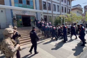 icisleri-bakanligindan-34-il-merkezli-nitelikli-dolandiricilik-ve-yasa-disi-bahis-operasyonu-LkYYHcxe.jpg