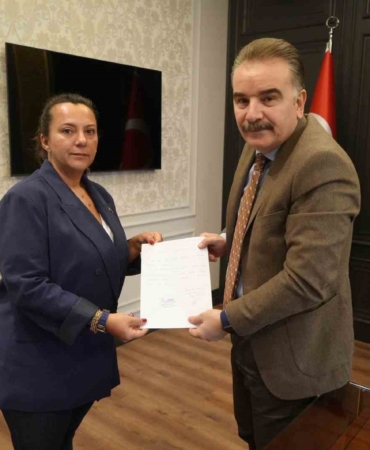 ida-sar-gazzede-arama-kurtarma-faaliyetleri-icin-gonullu-oluyor-SWwBhZGb.jpg