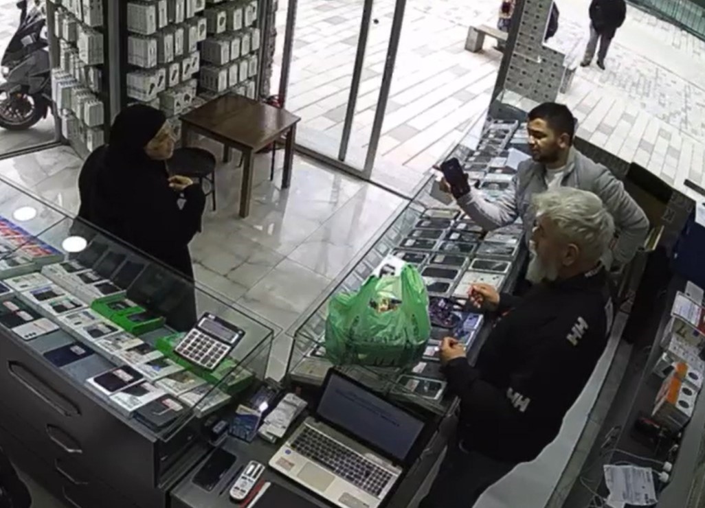 iddialarin odagindaki burhan kral konustu 2 3t8AhtgQ