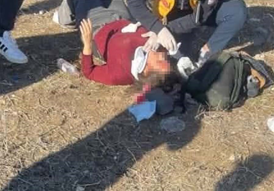idil cizre kara yolunda kaza 8 yarali 1 EsMigjLV
